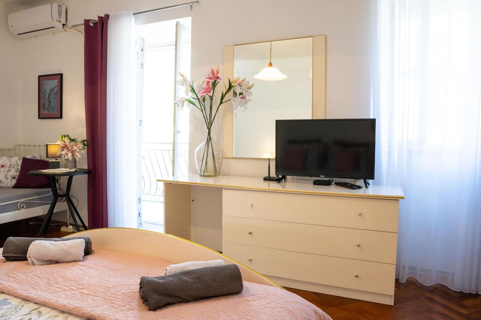 M&B Apartment Kotor Kültér fotó